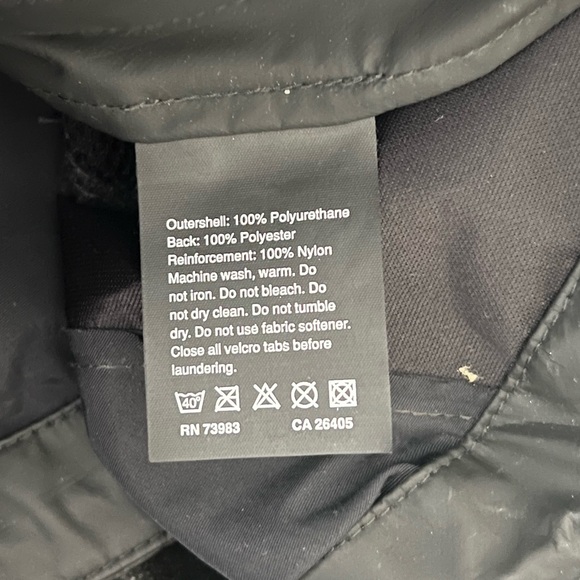 Helly Hansen | Black hooded zip front adjustable waist rain jacket size … - Picture 10 of 10